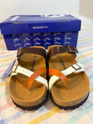 Sandalias Birkenstock Talla 38 Marrón/Blanco
