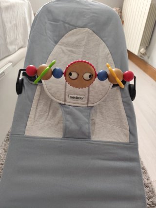 Hamaca BabyBjörn + juguete + 2 fundas