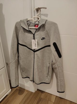 Chaqueta Nike Gris con cremallera