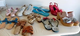 Lote Zapatillas y Sandalias Beige/Dorado