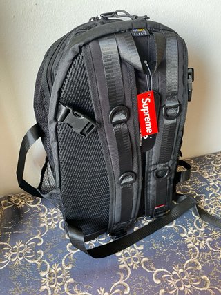 Mochila Supreme