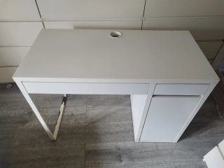 Escritorio blanco
