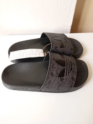 Chanclas Adidas Azul y Blanco