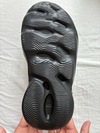 Yeezy Foam Runner Negro