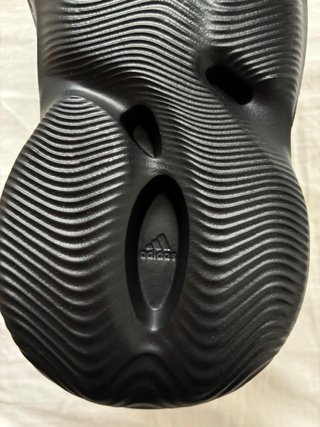 Yeezy Foam Runner Negro