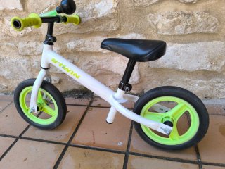 Bicicleta sin pedales Btwin Runride 100