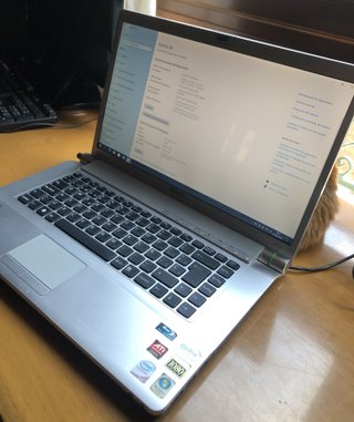 Portátil Sony VAIO VGN-FW21L Plata