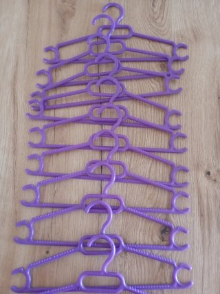 10 Perchas Infantiles Moradas