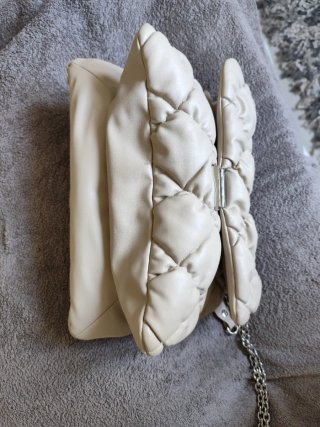 Bolso acolchado H&M beige