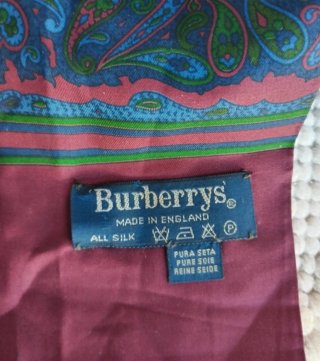 Foulard Burberry's in seta con fantasia