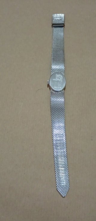 Reloj Dogma Cuerda Mujer Plata
