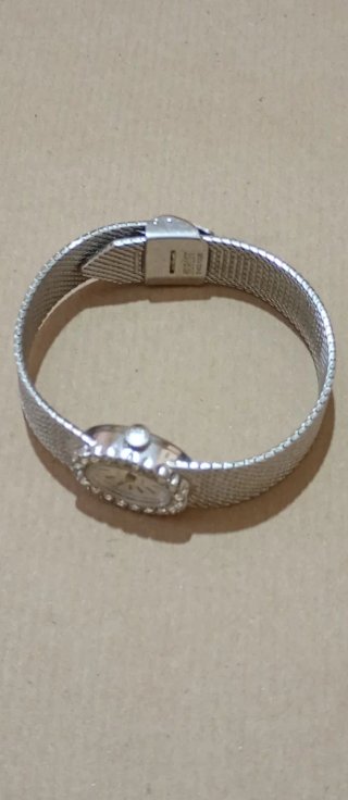 Reloj Dogma Cuerda Mujer Plata
