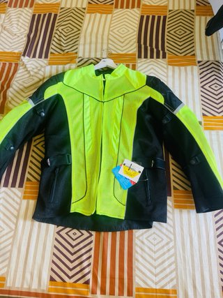 Chaquetas , Botas , Monos de MOTO