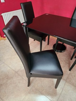 Mesa Comedor Cristal Negra + 4 Sillas