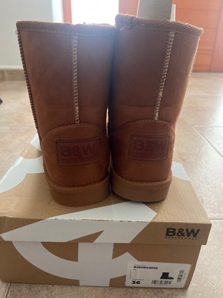 Botas color camel talla 36