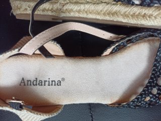 Sandalias negras tejidas y tacón esparto talla 40