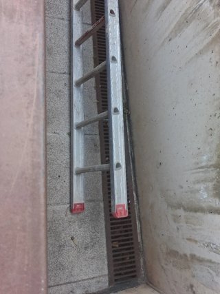 Escalera de obra 1x16 altrex.