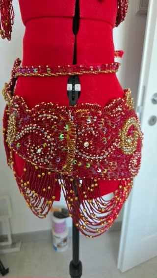 Costume Danza del Ventre Professionale Rosso Oro