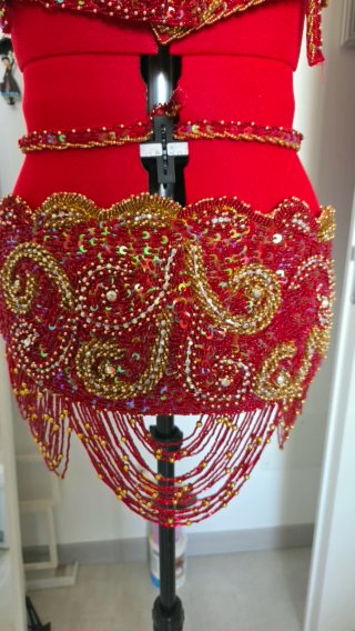 Costume Danza del Ventre Professionale Rosso Oro