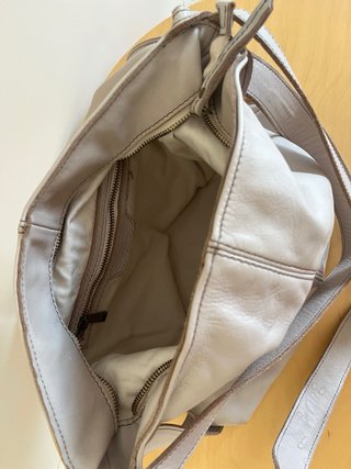 Bolso de piel blanco