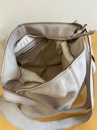 Bolso de piel blanco