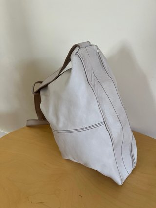 Bolso de piel blanco