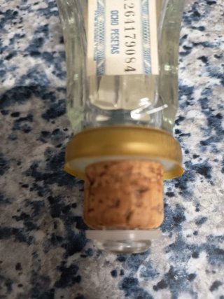 Botella antigua whisky Doble V