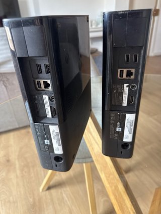 2 Xbox 360 E para reparar