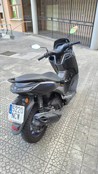 Yamaha NMAX 125 - 2025 - 1900km