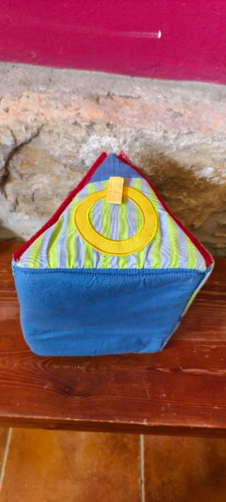 Casita de tela para estimulación infantil