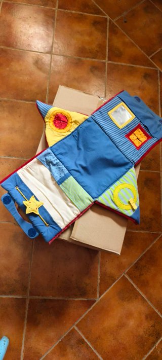 Casita de tela para estimulación infantil