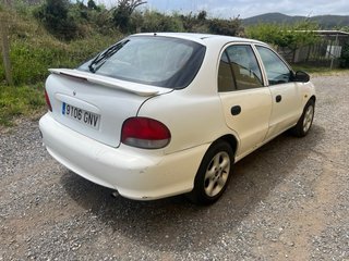 Hyundai Accent x3 1998