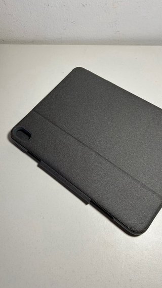 Funda con teclado Logitech para iPad air 11inch