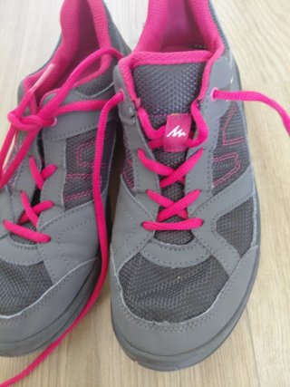 Zapatos de montaña Quechua grises