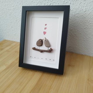 Cuadro artesanal de pájaros con corazones