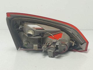 PILOTO TRASERO DERECHO INTERIOR FORD FORD FOCUS LIM. 2014-2018