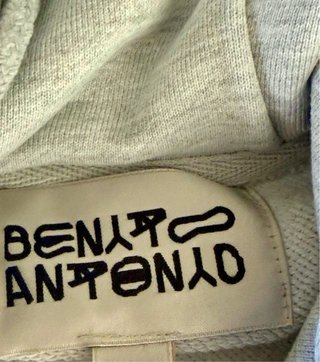 Zara x Benito sudadera gris con cremallera