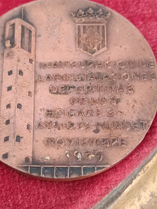 Lote Medallas provincia Barcelona toda época