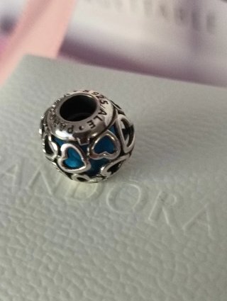 Charm Pandora Corazones Azul ALE S925
