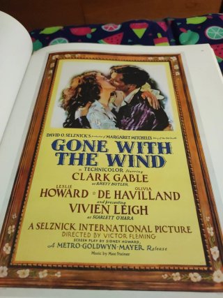 LIBRO DE CINE. POSTERS PELÍCULAS CLÁSICAS
