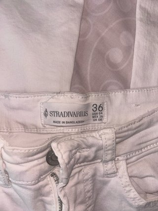Pantalón vaquero blanco Stradivarius Talla 36