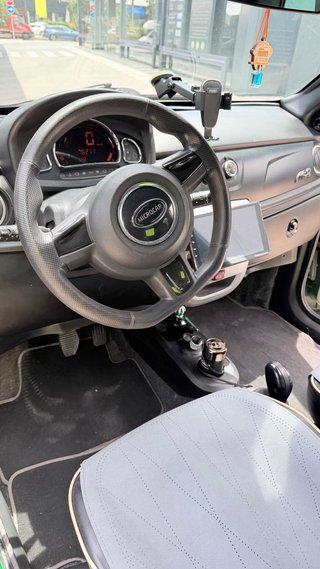Microcar M8 2013