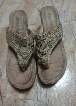 Sandalias cuña esparto beige y marrón