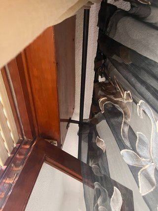 Lámpara y cortinas a juego