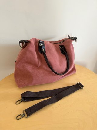 Bolso de hombro de loneta y piel
