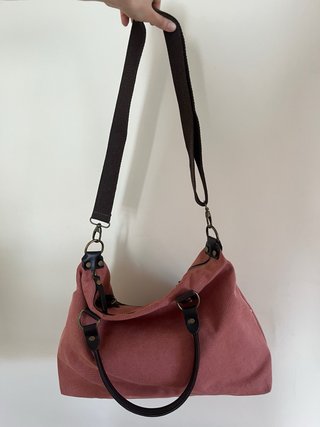 Bolso de hombro de loneta y piel