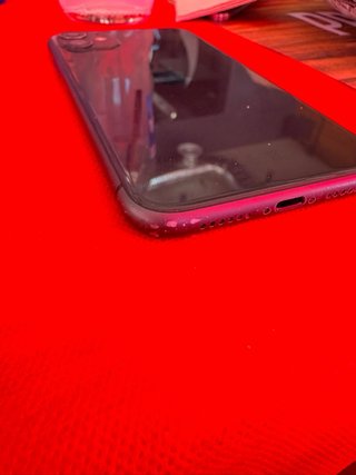 iPhone 11 Negro  75% salud de bateria