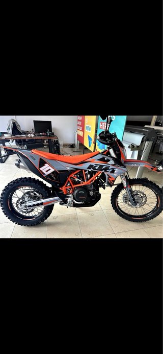 KTM 690 R 2023 - 3000 km
