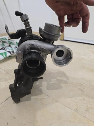 Turbo Audi A3 1.6 Tdi 105CV 2009 (038 253 056 E)