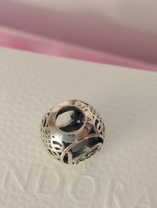 Pandora Charm Letra J Plata